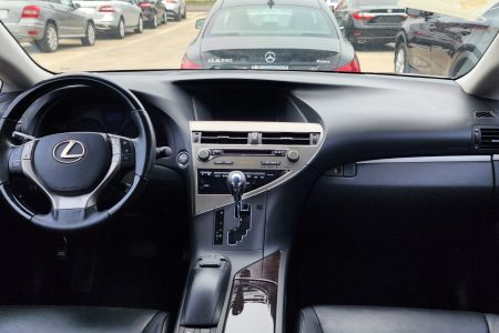 Lexus GX dashboard