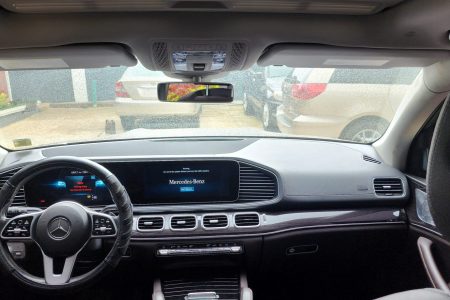 mercedes benz gls dashboard