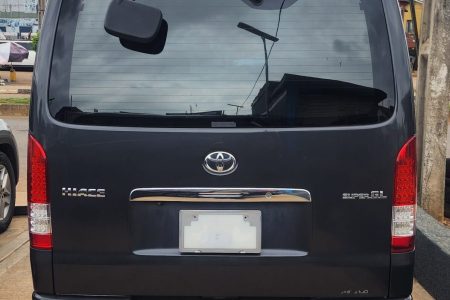 Toyota Hiace back
