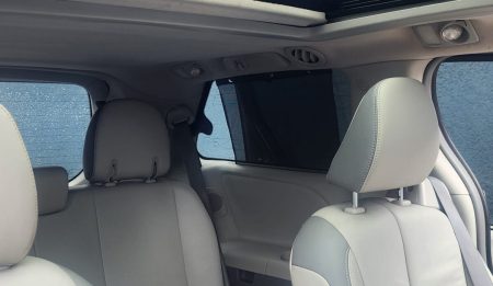 toyota sienna 2011 back seat