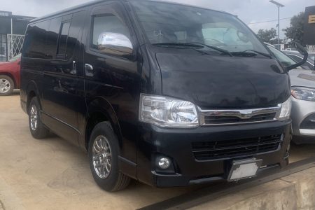 Toyota Hiace side